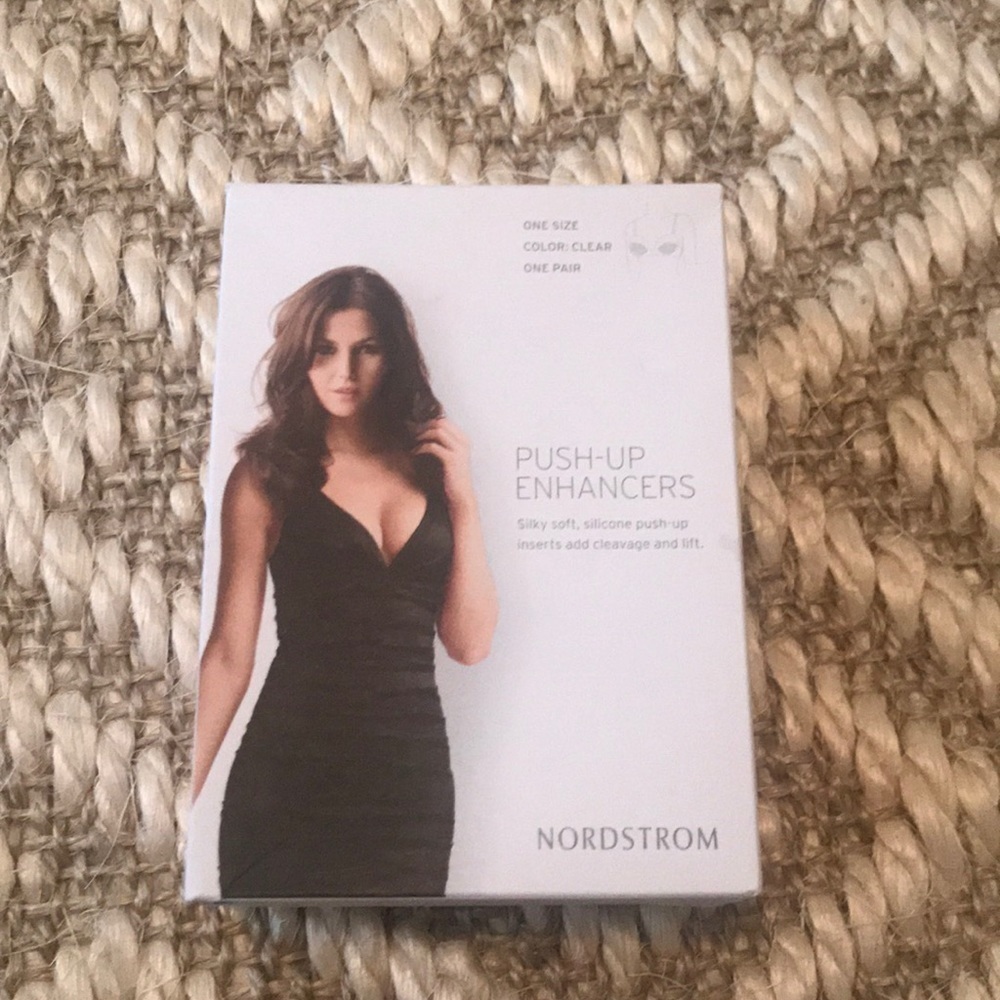New in box Nordstrom Push Up Bra Breast Enhancers